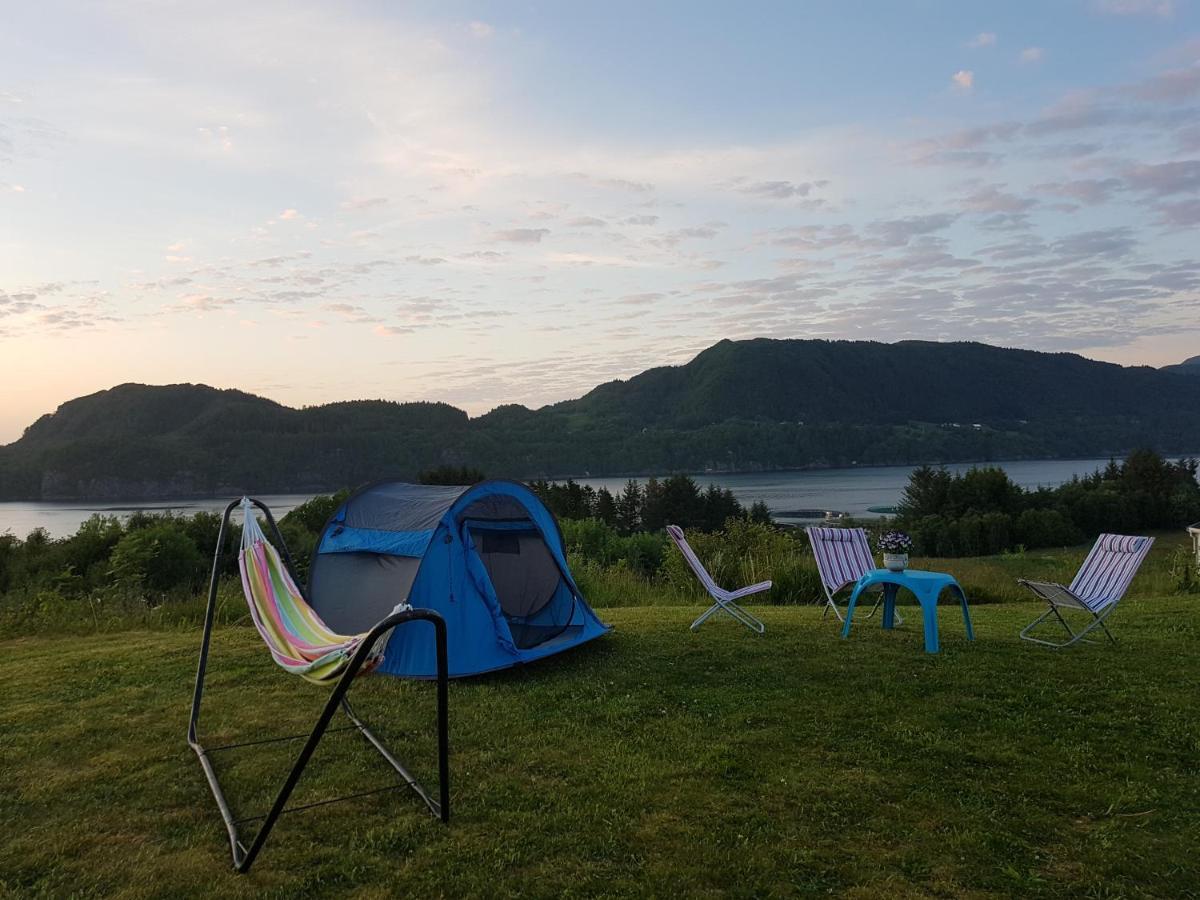 Leite Gard Near Atlantic Road In Hustadvika Lyngstad Exterior photo
