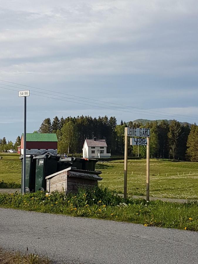 Leite Gard Near Atlantic Road In Hustadvika Lyngstad Exterior photo
